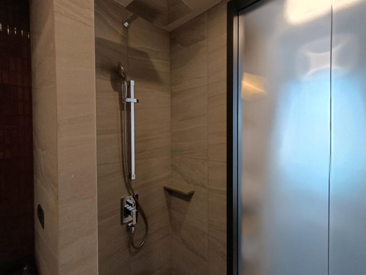 Downtown Chic Condo Rooftop Pool #En797 Pattaya Exterior photo